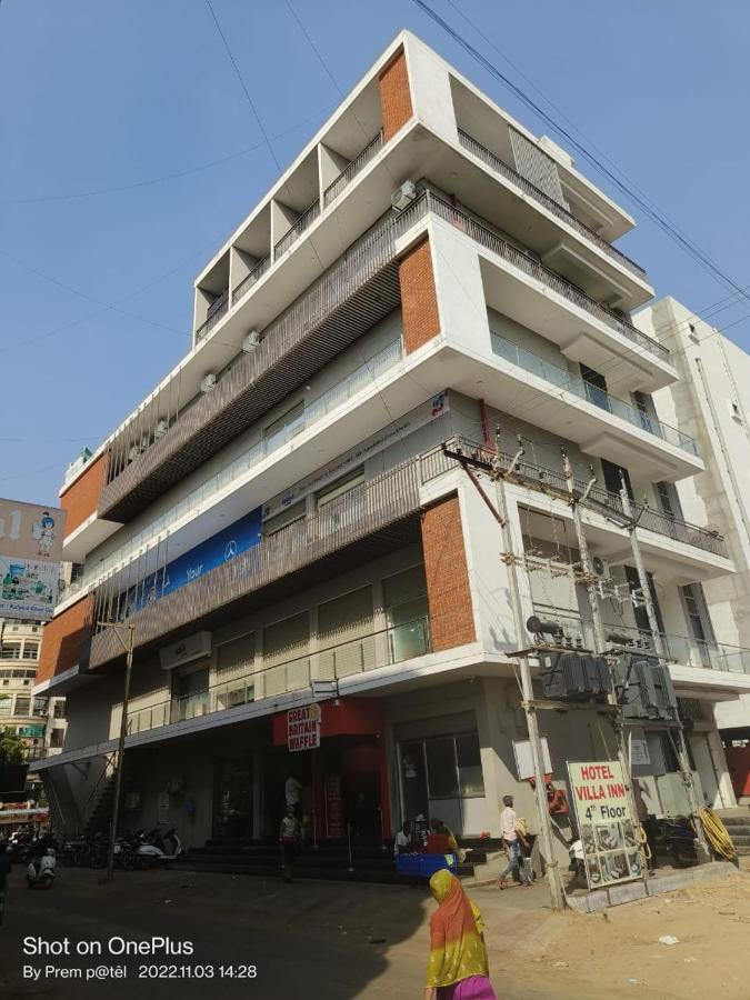 Hotel Villa Inn อานันด์ ภายนอก รูปภาพ